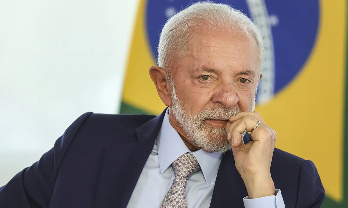 Decreto 12.686/2025 — Presidente da República assina decreto